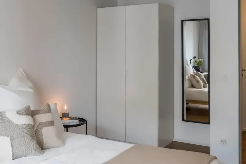 Room in City Apartment, Heart of Berlin Mitte — photo 1